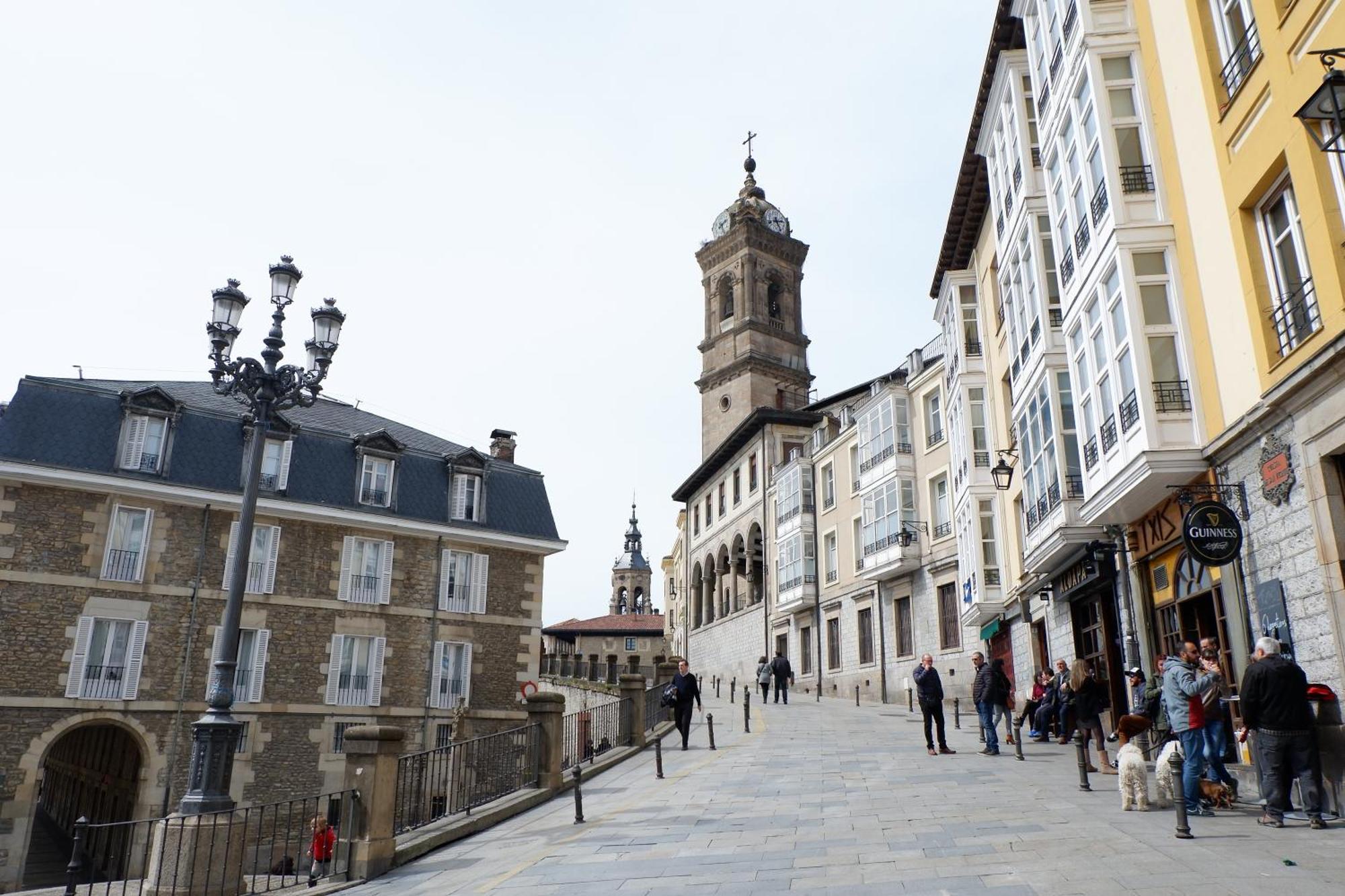 Luxury Pintoreria Atico Vitoria-Gasteiz Bagian luar foto